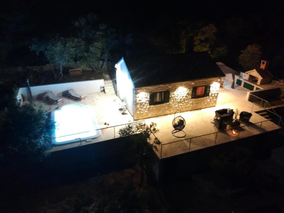Secluded Holiday Home Heritage Postira Luaran gambar