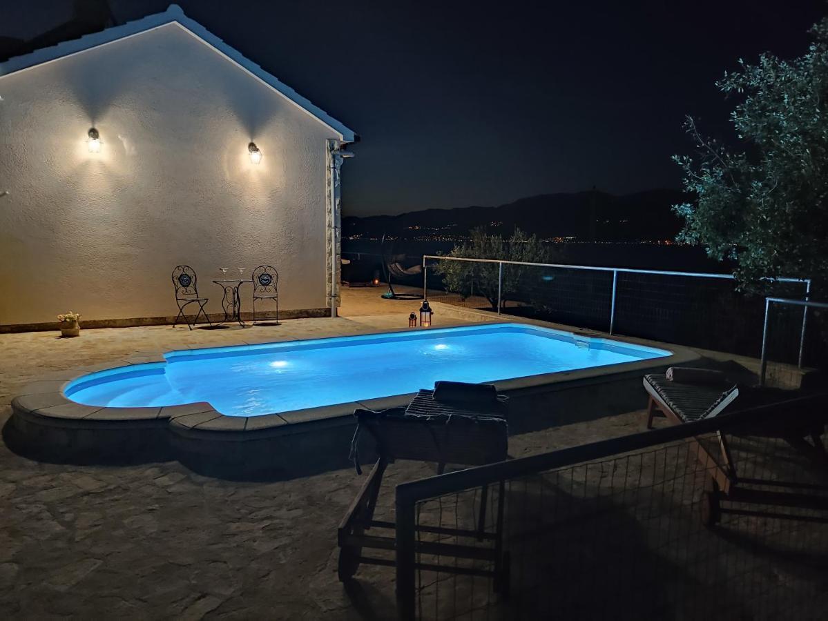 Secluded Holiday Home Heritage Postira Luaran gambar